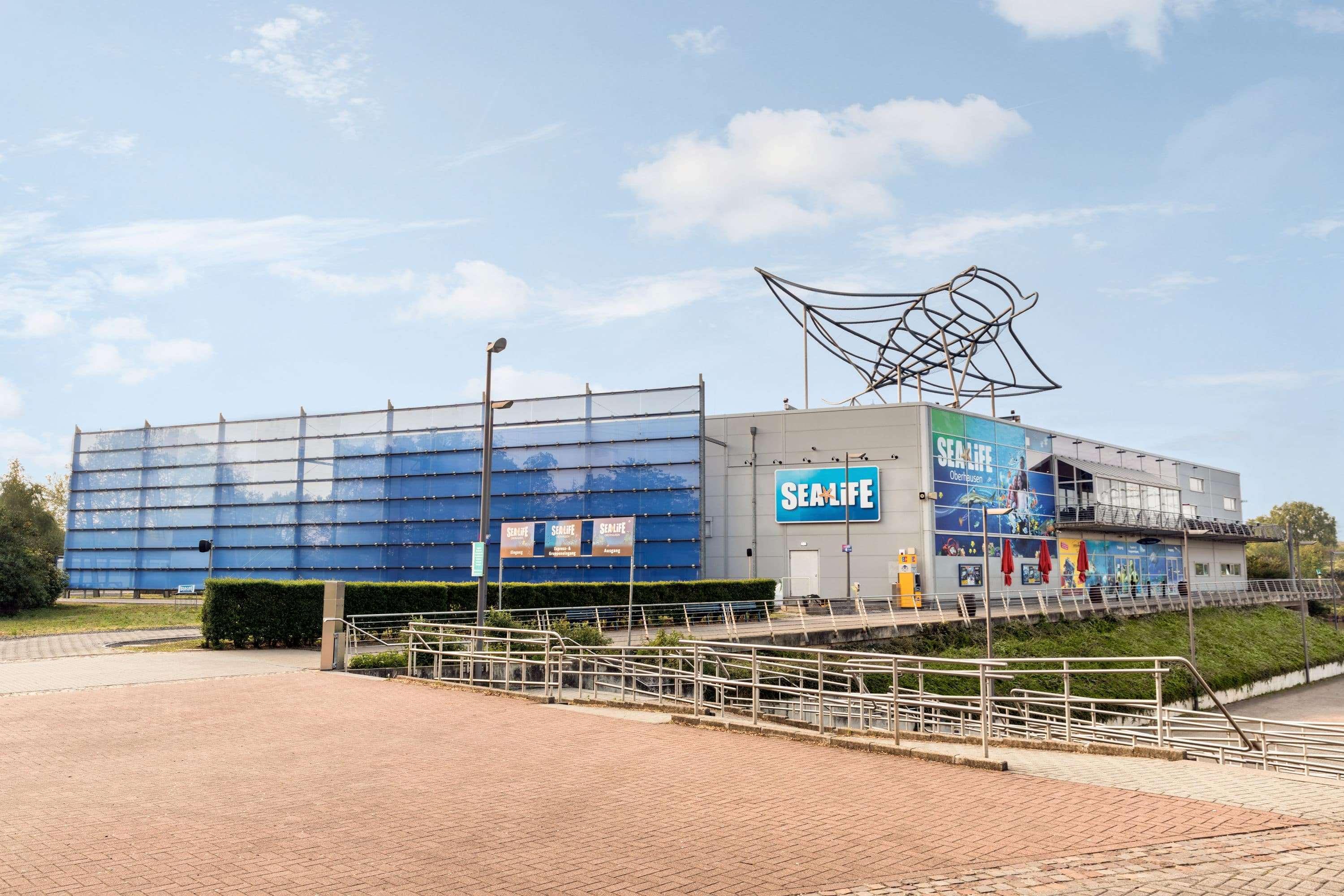 Hotel Super 8 By Wyndham Oberhausen Am Centro Esterno foto